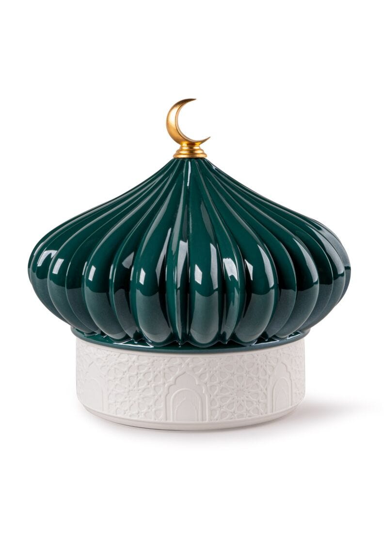 Lladro Majestic Nights Box with Plates