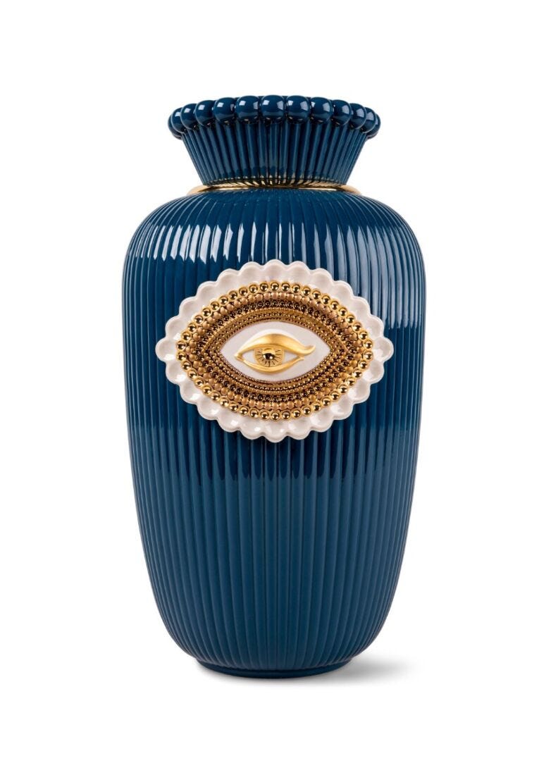 Lladro Lovers Eyes Vase