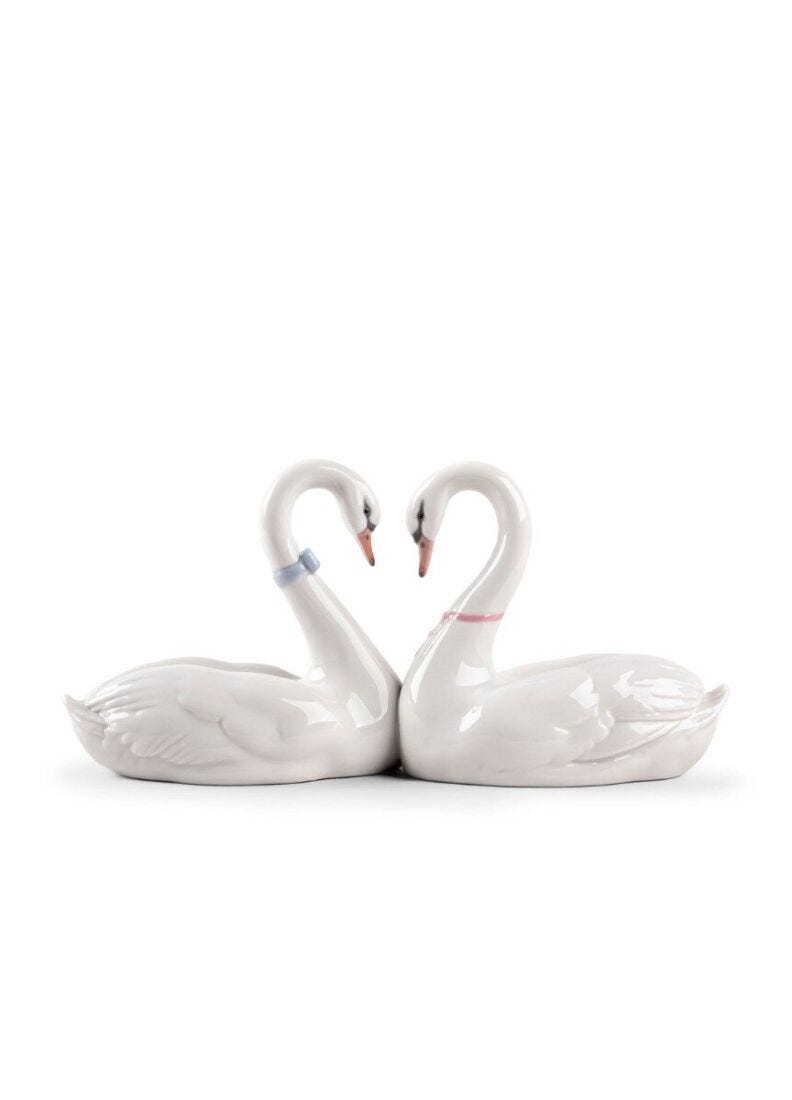 Lladro Endless Love Cake Topper