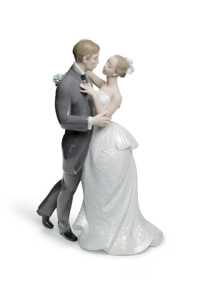 Lladro Lovers Waltz Couple Figurine