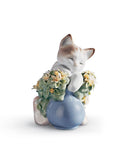 Lladro Dreamy Kitten Cat Figurine