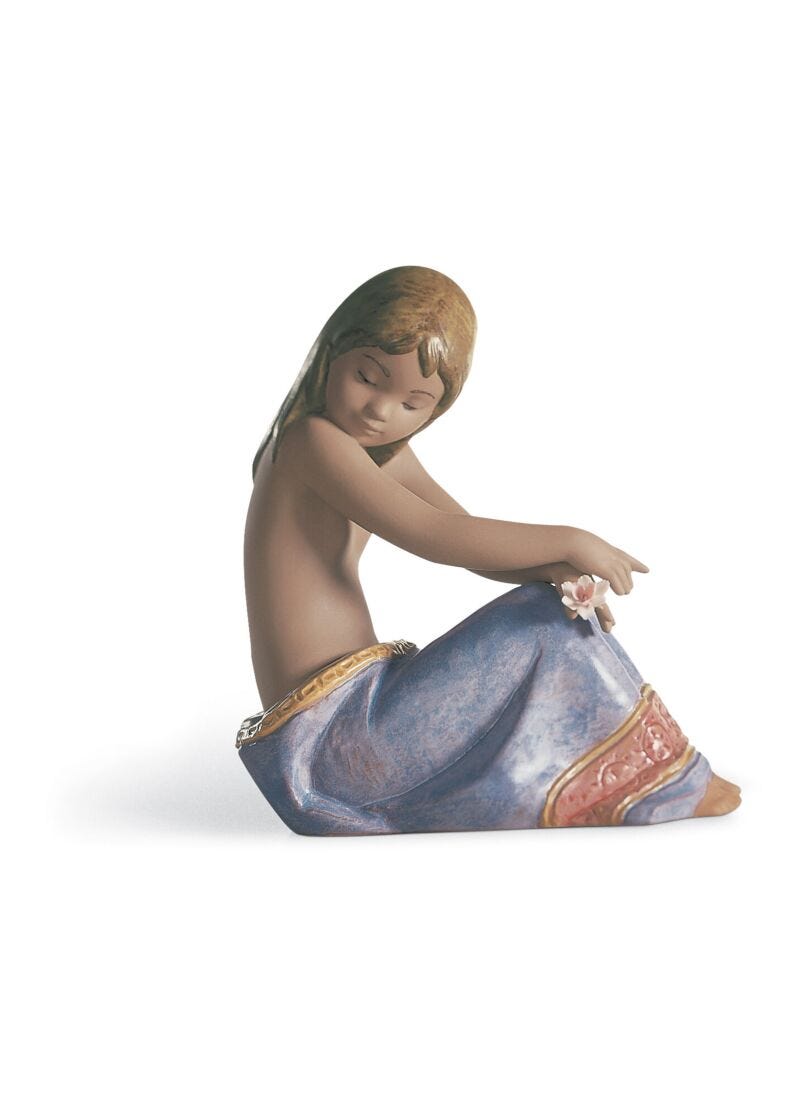 Lladro Island Beauty Girl Figurine