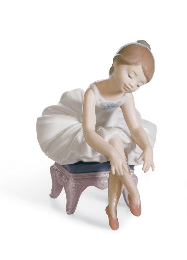 Lladro Little Ballerina I Girl Figurine