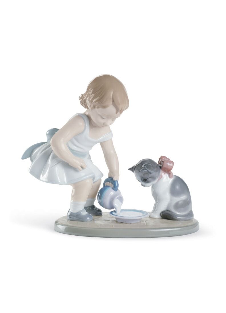 Lladro Kittys Breakfast Time Figurine