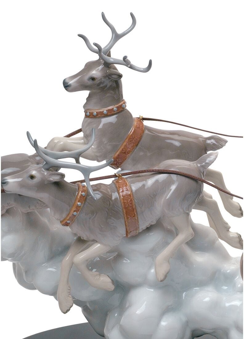 Lladro Santas Midnight Ride Sleigh Figurine Limited Edition