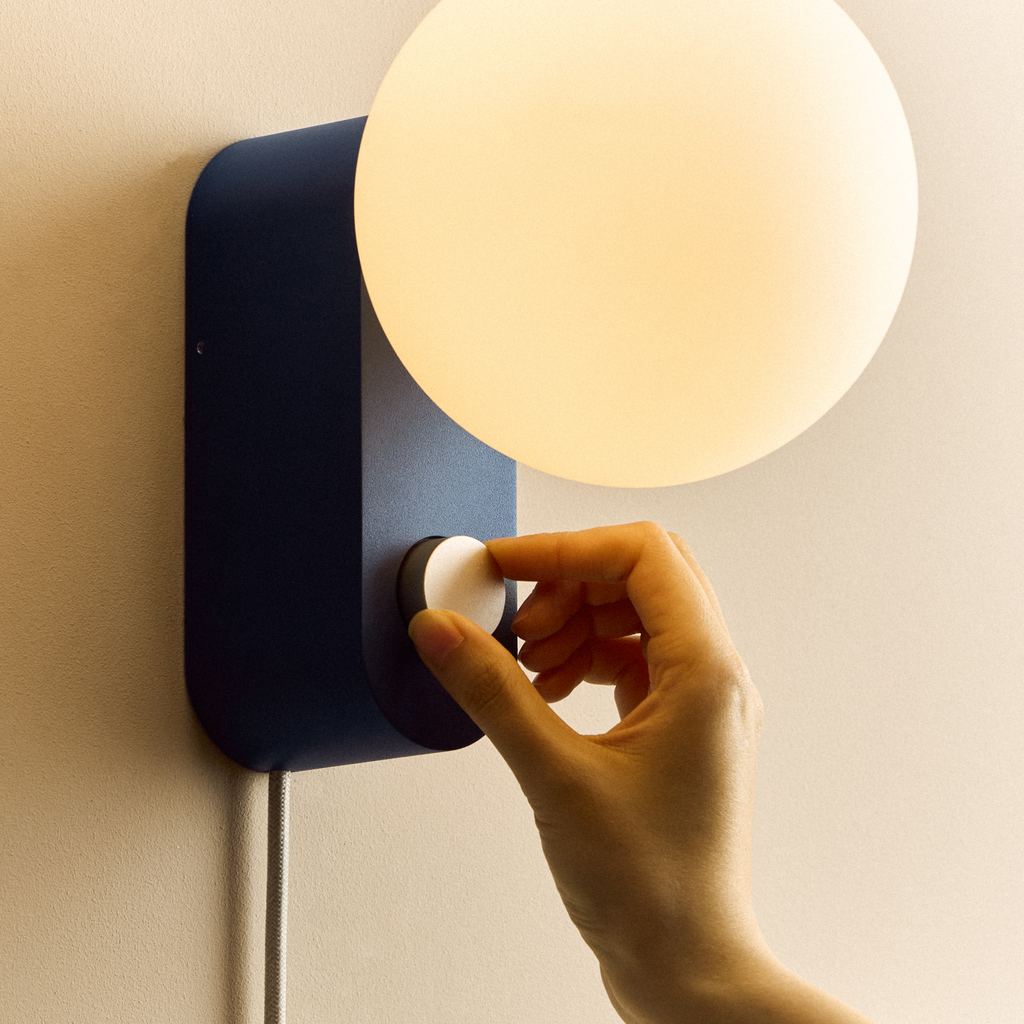 Tala Alumina Multi-Use Lamp in Sapphire close-up detail of the finish (view 2)