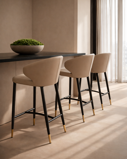 Tommy Franks Bellroy Buffalo bar stool, alternate view