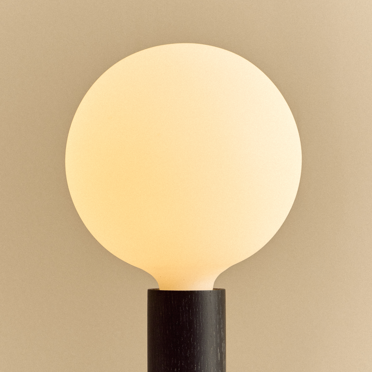 Tala Knuckle Table Lamp in Blackened Oak + Sphere IV close-up detail of the finish (view 2)
