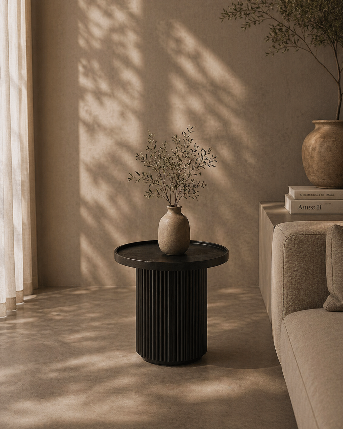 Tommy Franks Lincoln side table in matte black