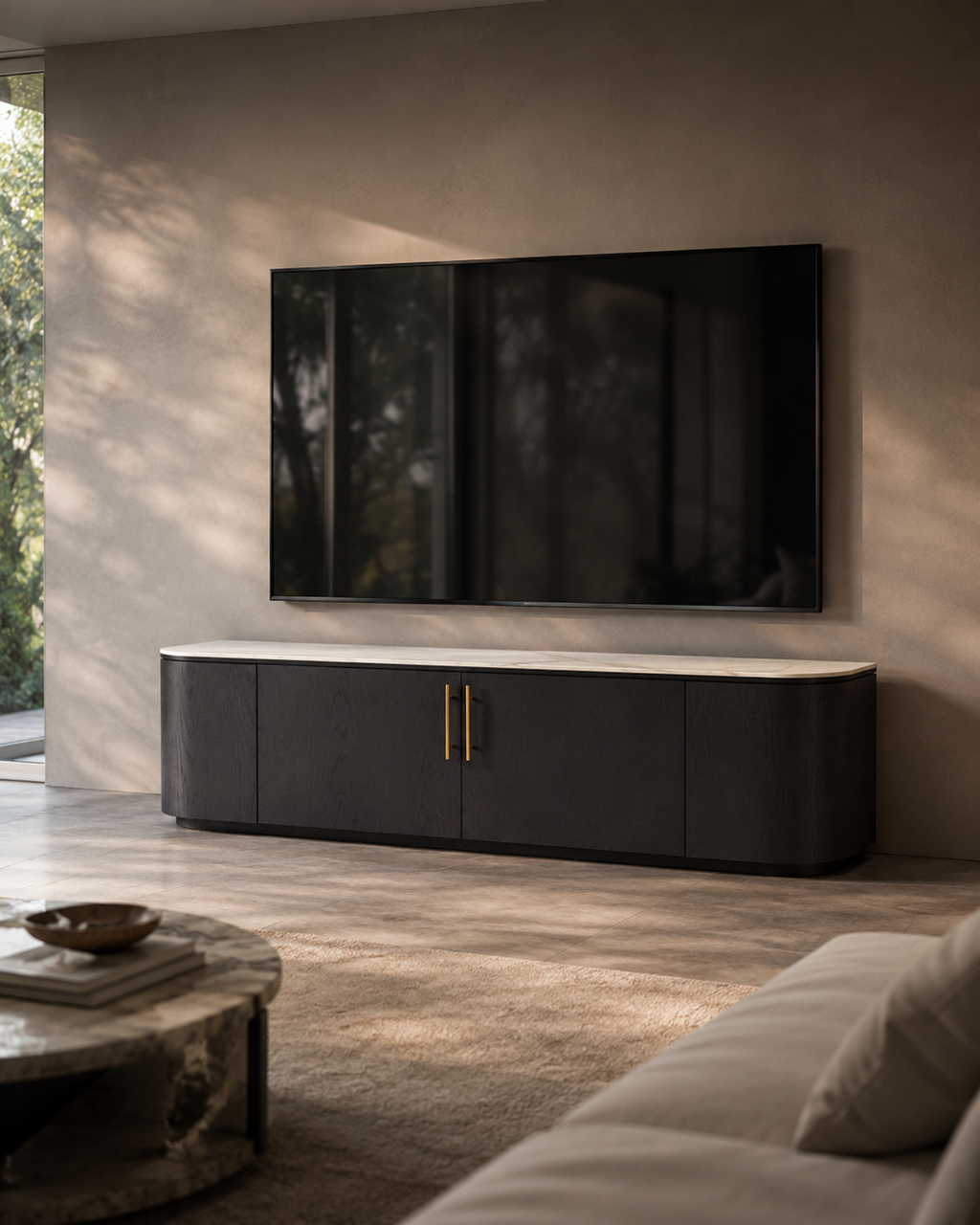 Tommy Franks Oakura TV unit in black
