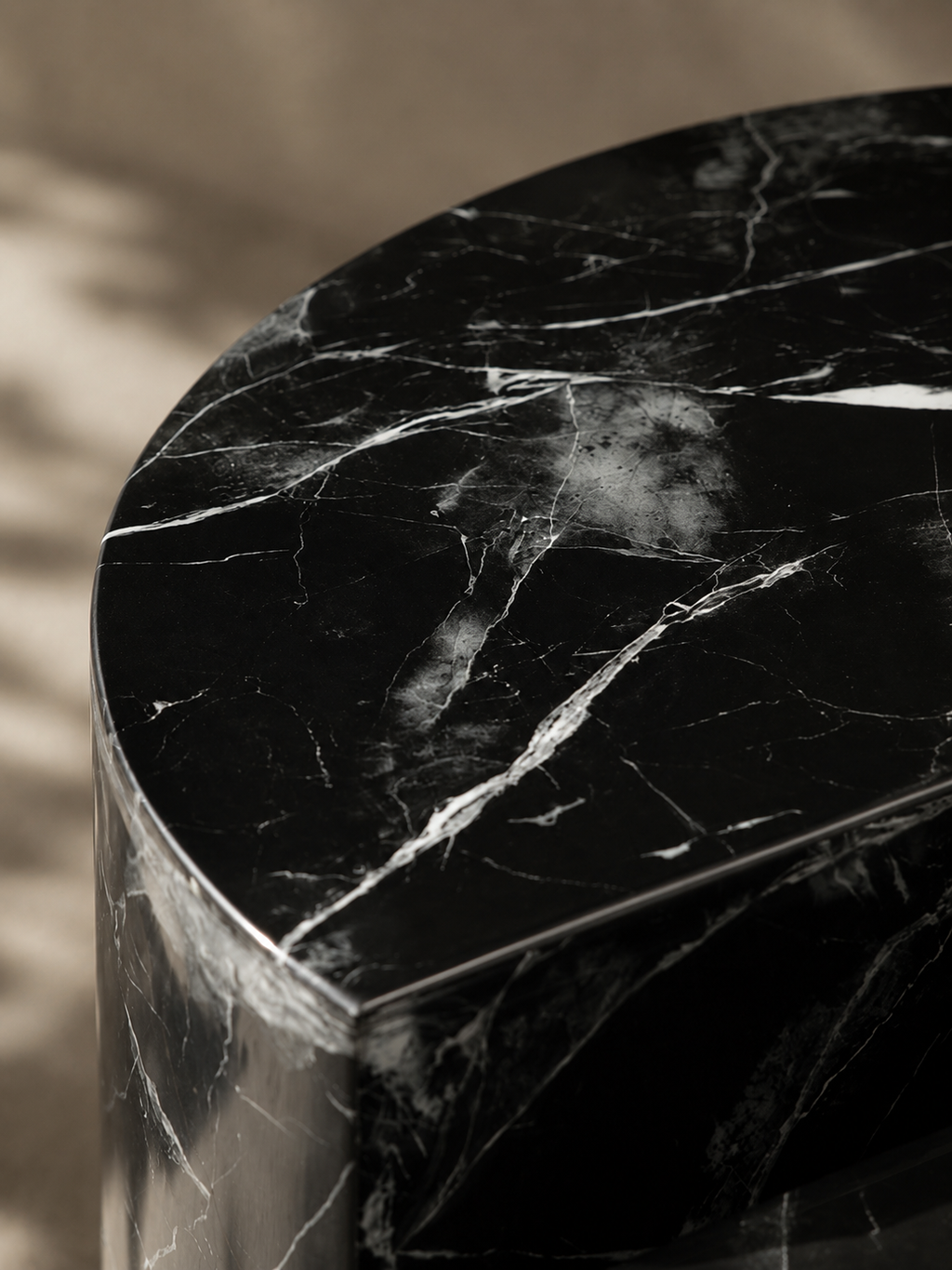 Tommy Franks Titan coffee table, alternate view