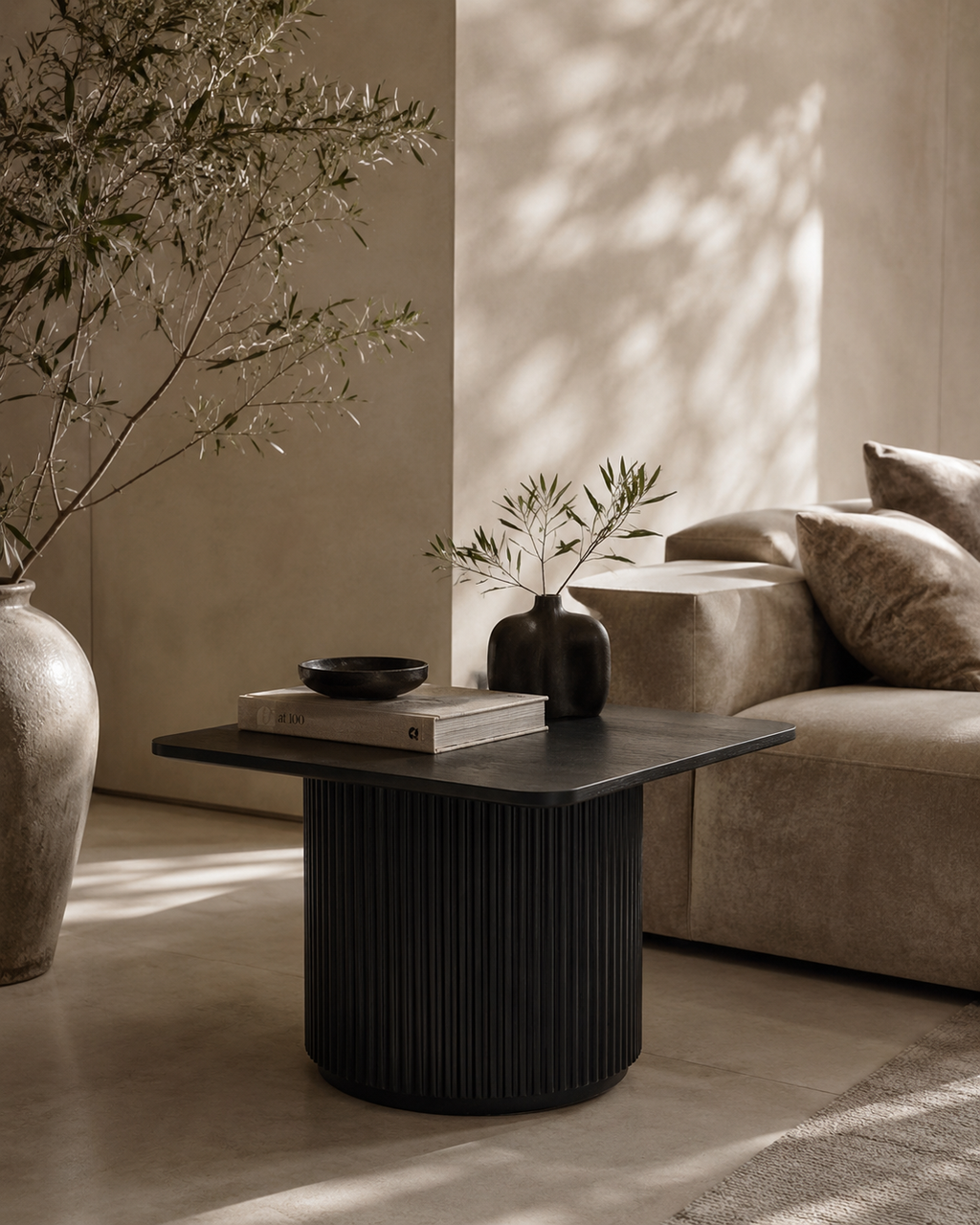 Tommy Franks Lantine side table in black oak and lacquer