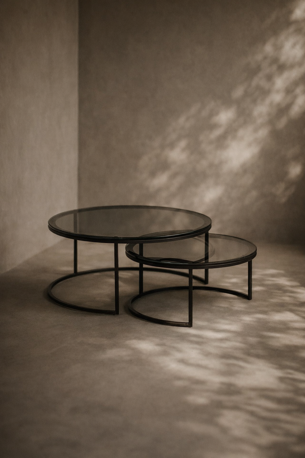 Tommy Franks Wheel large glass coffee table