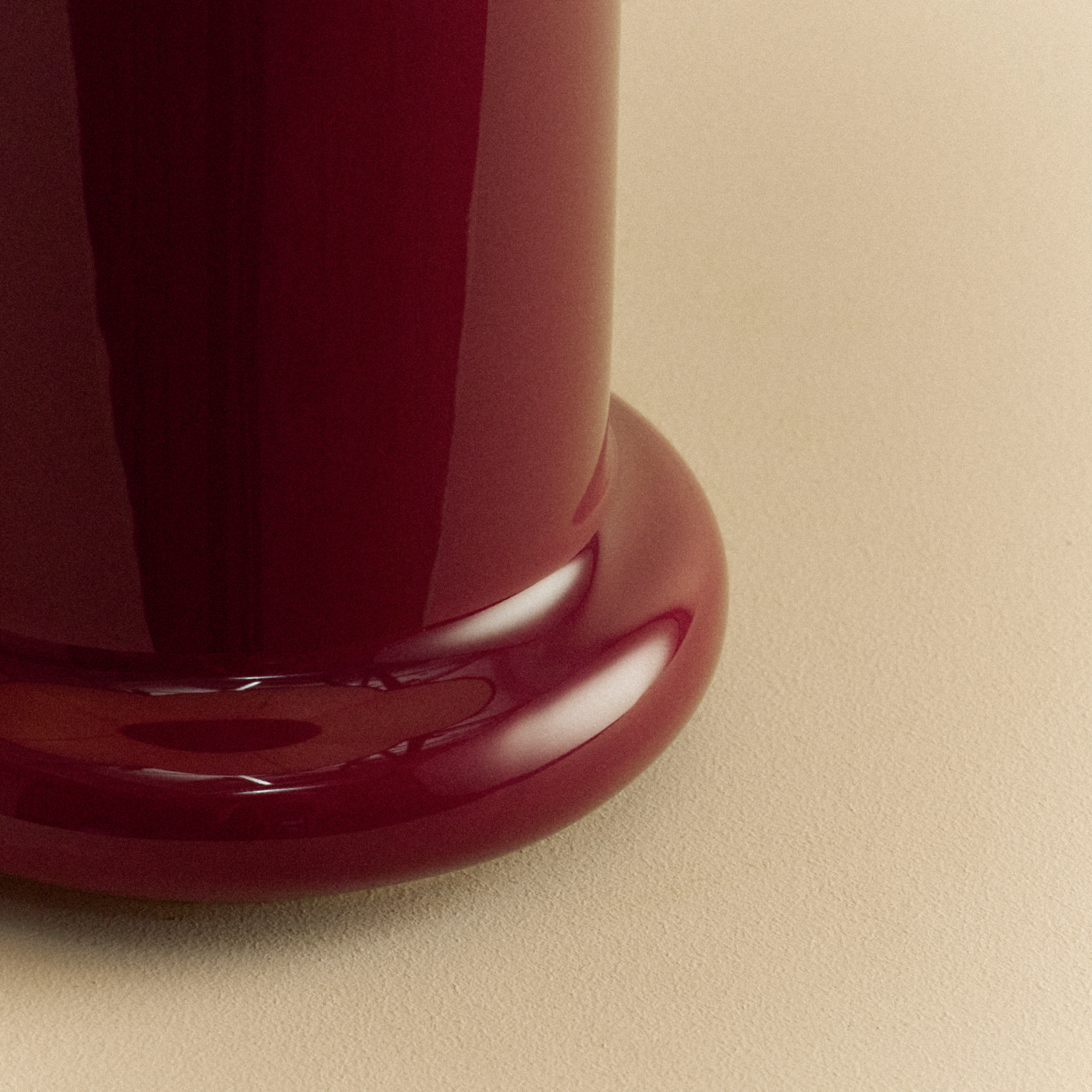 Tala Heath Table Lamp in Port Red close-up detail of the finish (view 3)