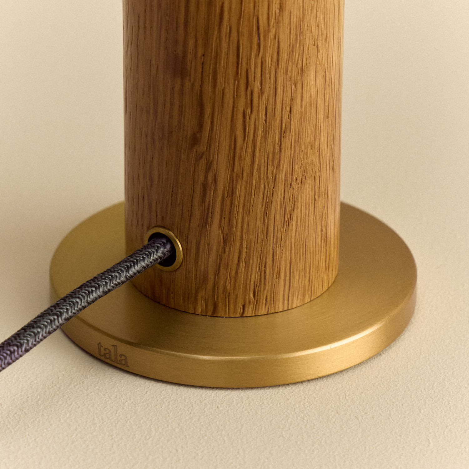 Tala Knuckle Table Lamp in Oak + Oval Dim to Warm close-up detail of the finish