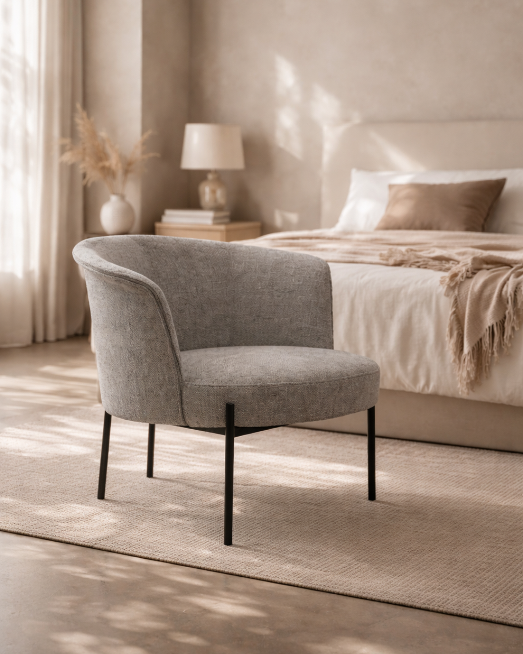 Tommy Franks Senso lounge chair in grey