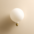 Sphere IV E27 Dim-to-Warm LED Bulb