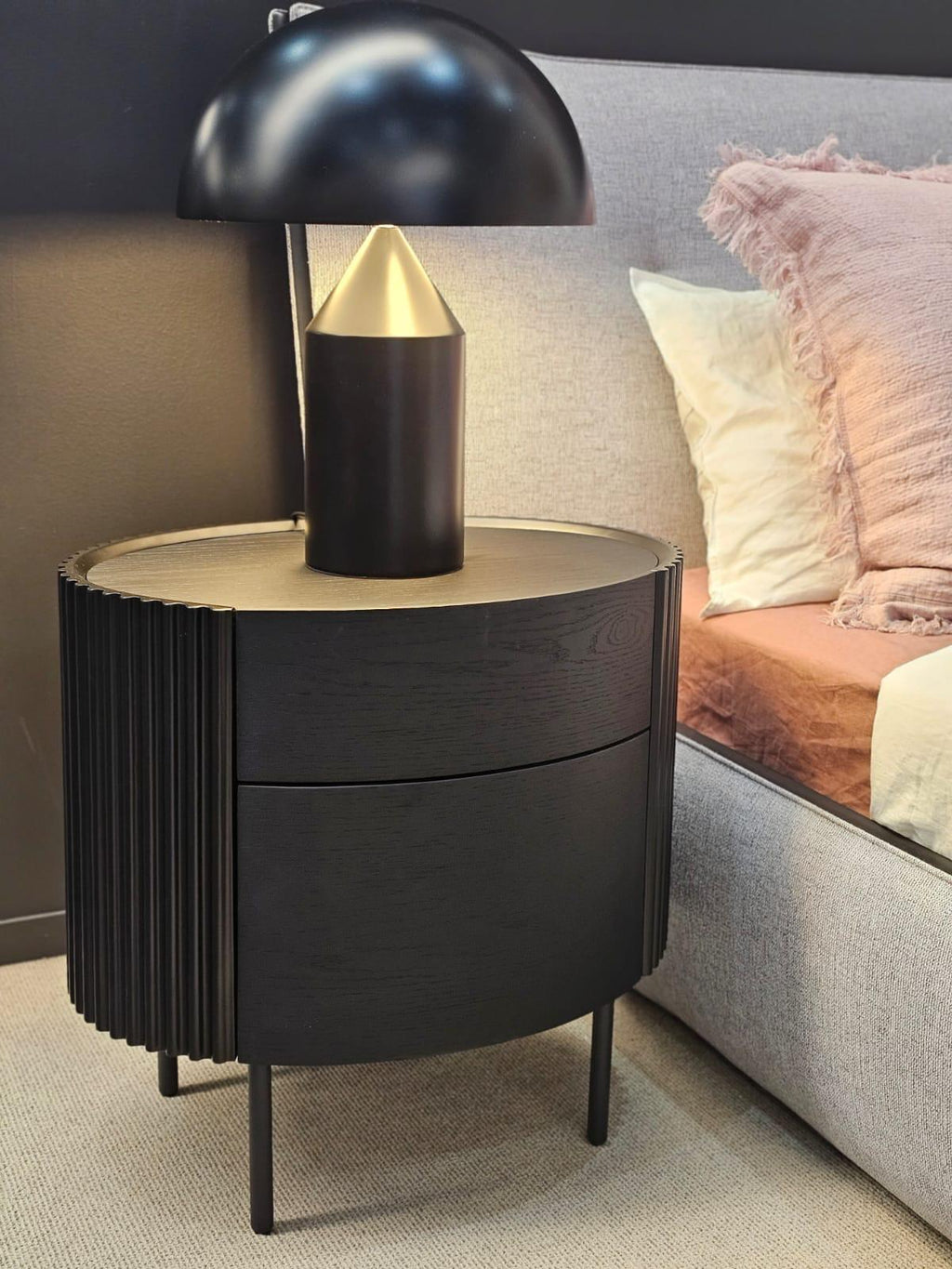 Tommy Franks Lantine bedside table, alternate view