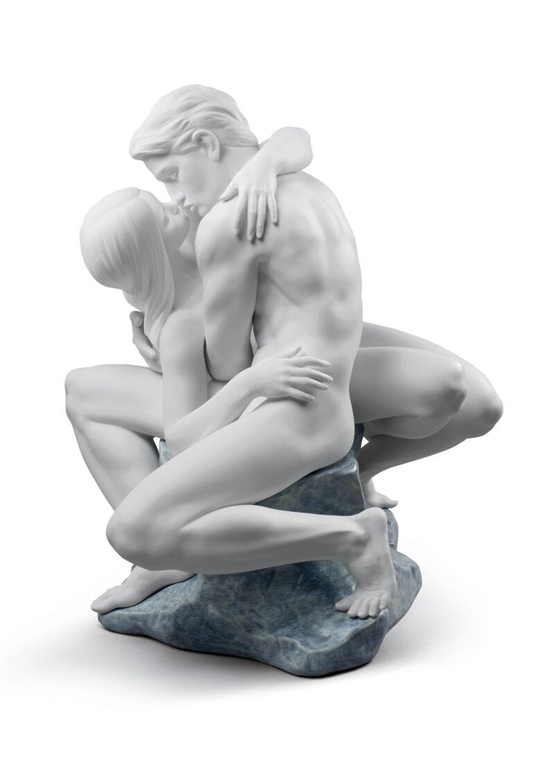 Lladro Passionate Kiss Couple Sculpture