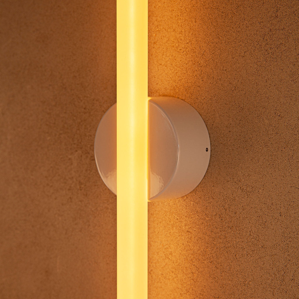 Tala Kilter II S14d LED Bulb close-up detail of the finish (view 2)