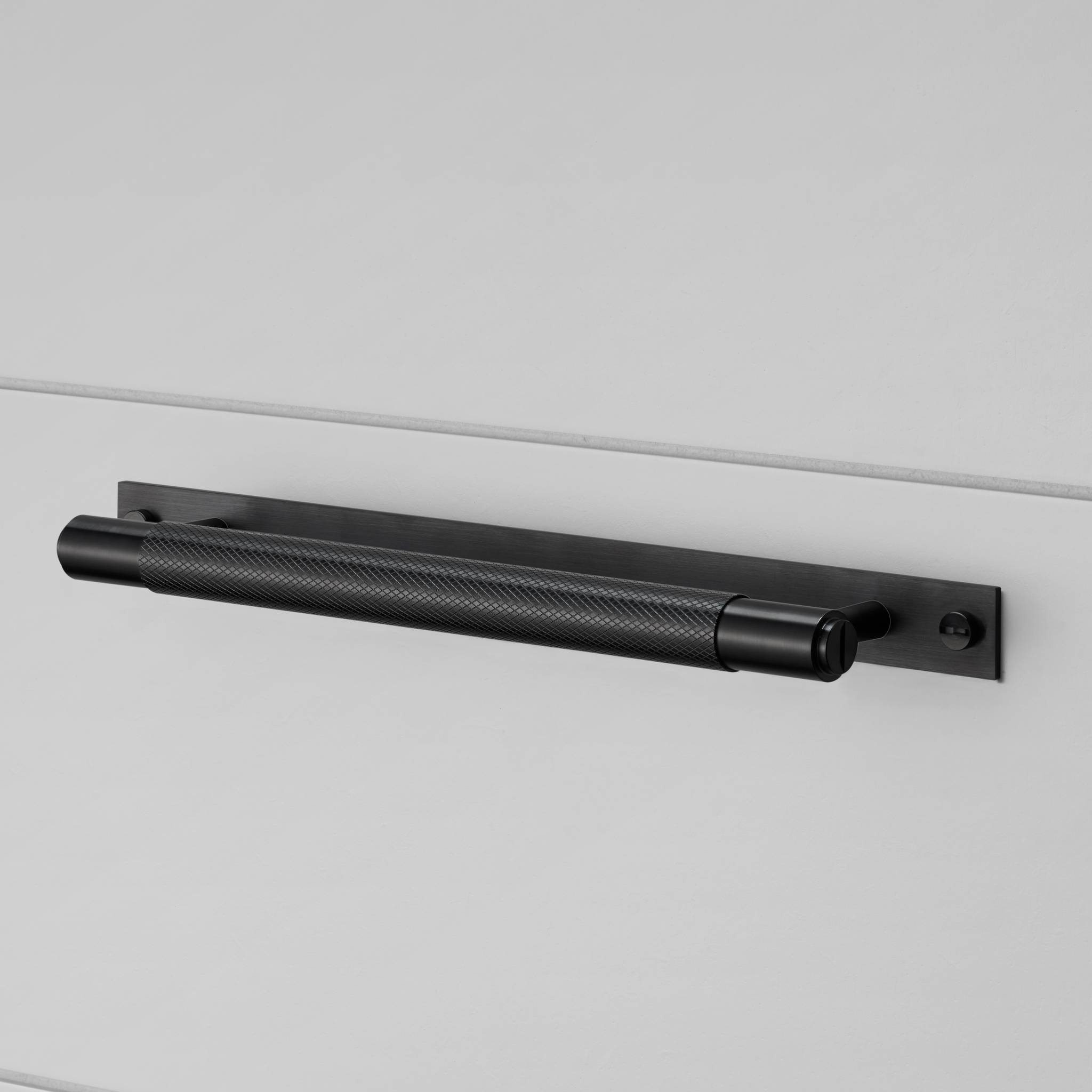 Buster + Punch Pull Bar Plate Cross cabinet handle