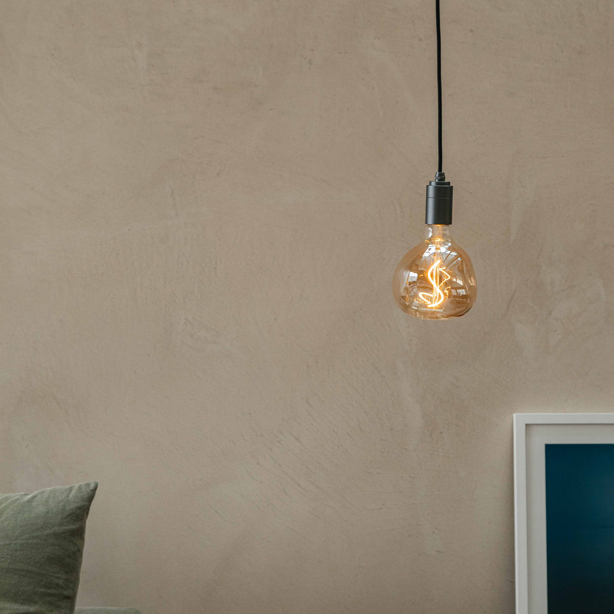 Tala Voronoi I Plug-In Pendant in Graphite